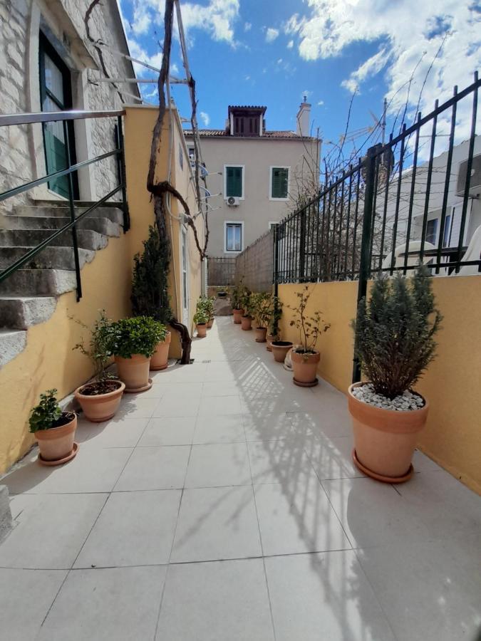 Appartamento Luxury Mansarda Duplex - City Centre - Stone House Spalato Esterno foto