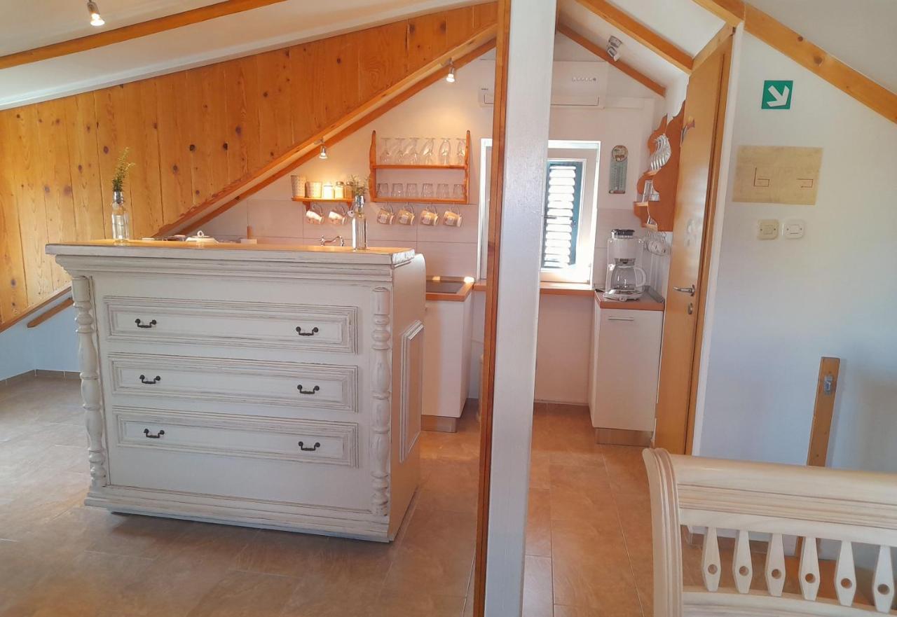 Appartamento Luxury Mansarda Duplex - City Centre - Stone House Spalato Esterno foto