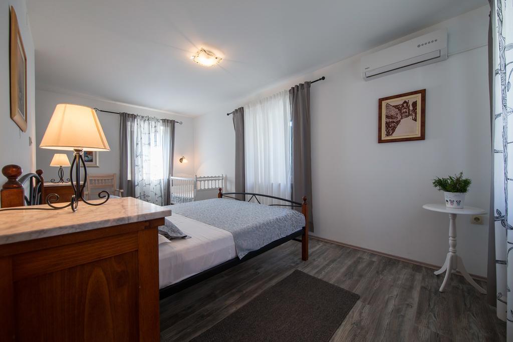 Appartamento Luxury Mansarda Duplex - City Centre - Stone House Spalato Esterno foto